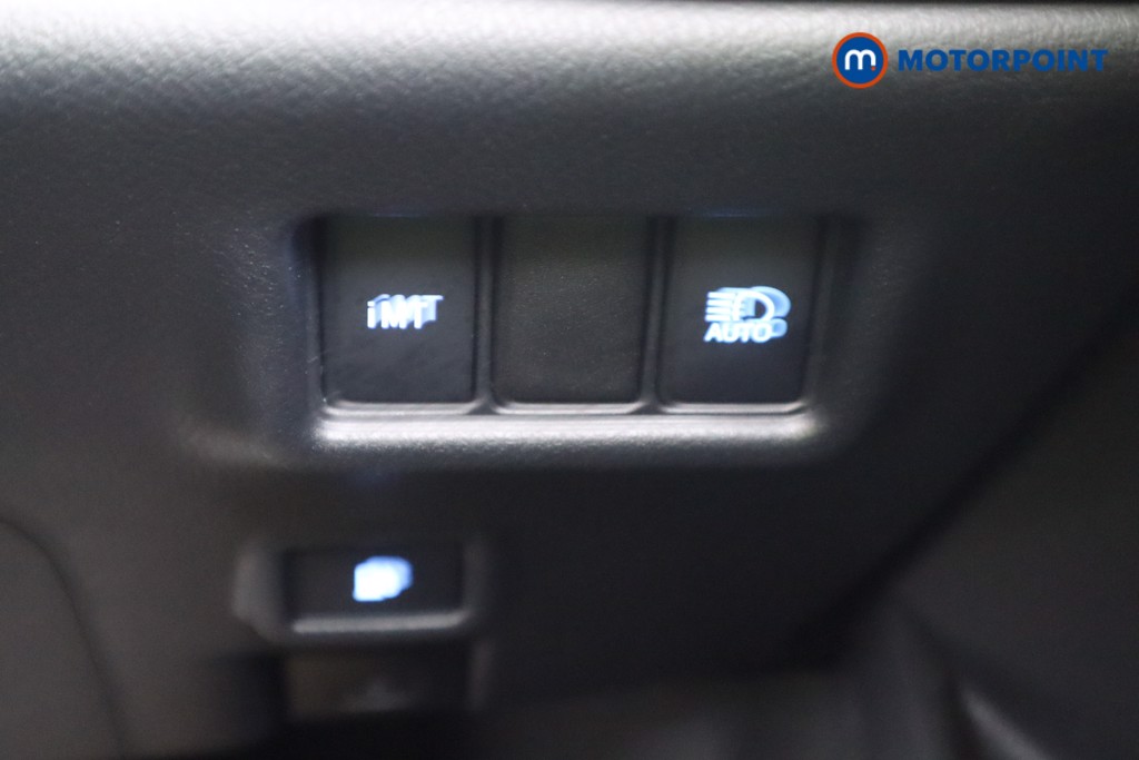 Used Toyota C-HR 2019 for sale - 76328902: Photo 14