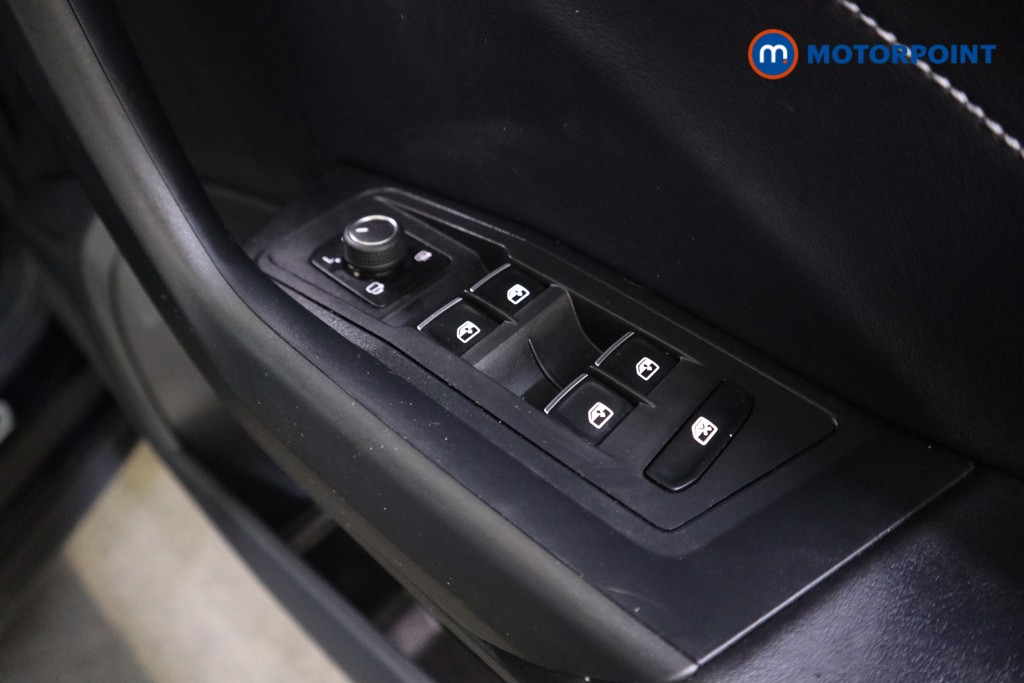 Used Volkswagen T-Roc 2022 for sale - 76934060: Photo 20