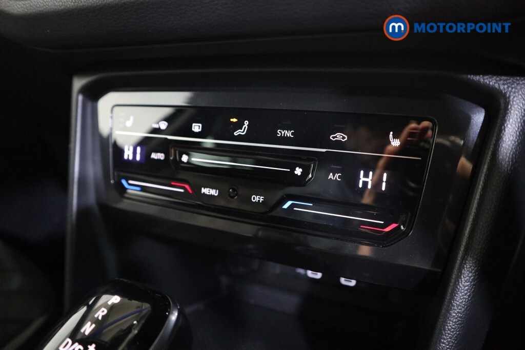 Used Volkswagen Tiguan 2021 for sale - 77845845: Photo 16