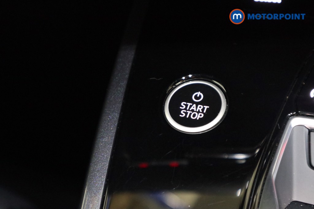 Used Audi Q4 e-tron 2025 for sale - 77435768: Photo 19