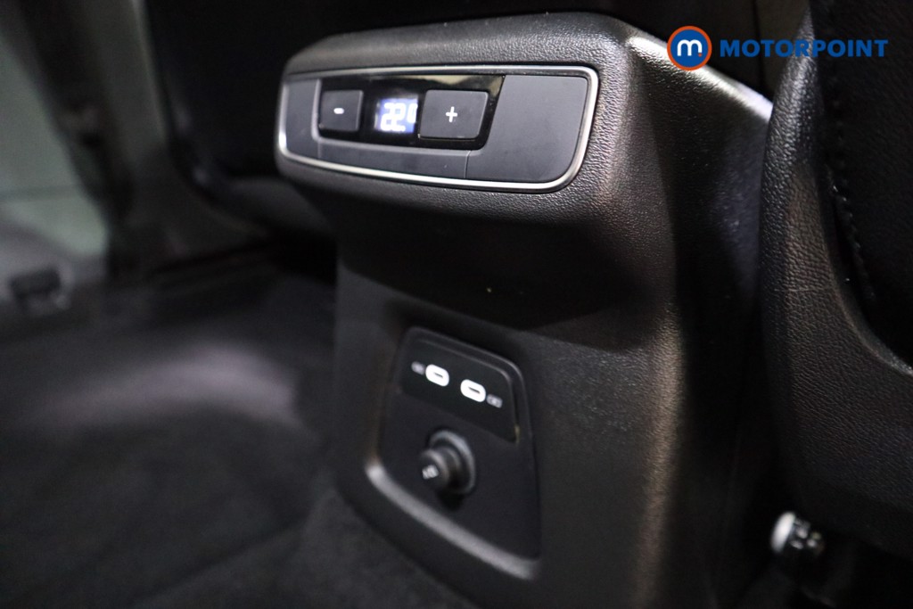 Used Audi Q4 e-tron 2025 for sale - 77435768: Photo 31