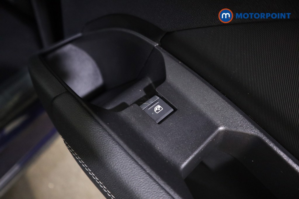 Used Audi Q4 e-tron 2025 for sale - 77435768: Photo 32