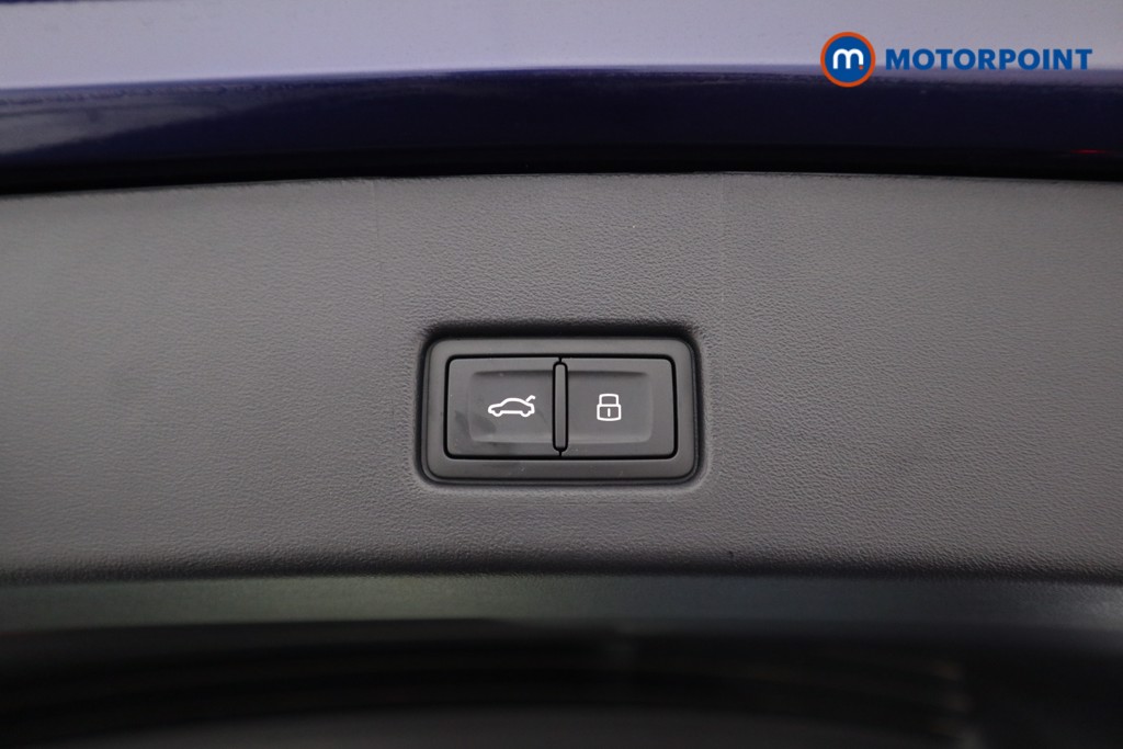 Used Audi Q4 e-tron 2025 for sale - 77435768: Photo 34