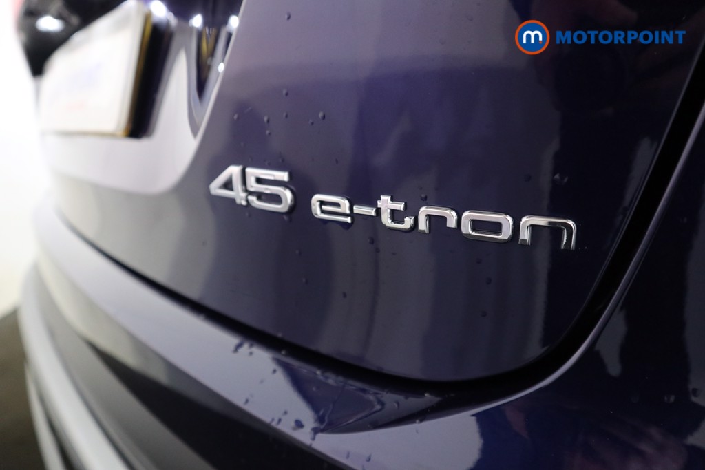 Used Audi Q4 e-tron 2025 for sale - 77435768: Photo 42