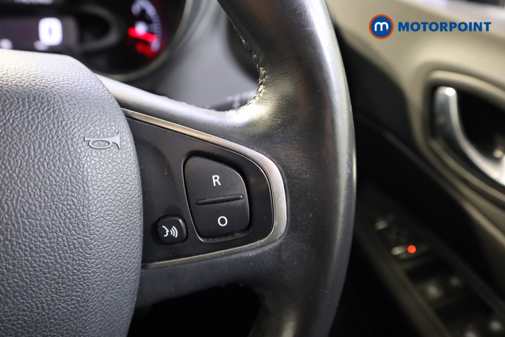 Used Renault Captur 2017 for sale - 76762756: Photo 12