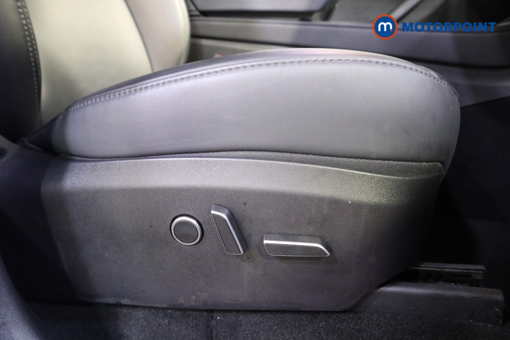 Used Tesla Model Y 2024 for sale - 77275105: Photo 16