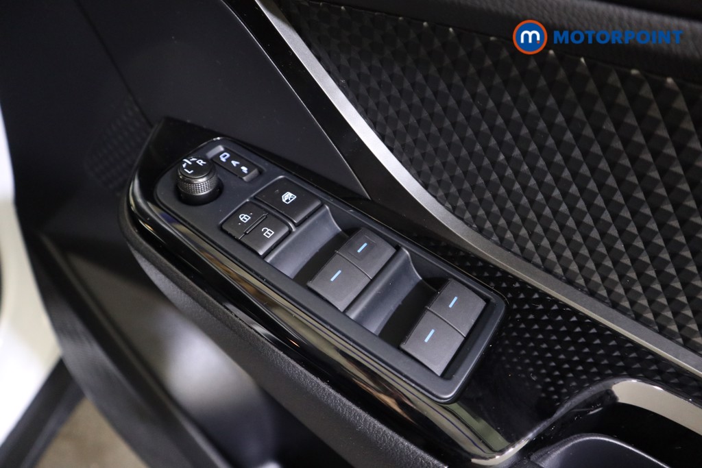 Used Toyota C-HR 2022 for sale - 77966201: Photo 21