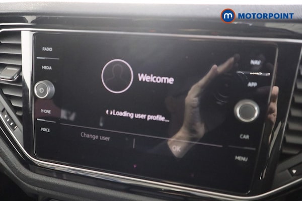 Used Volkswagen T-Roc 2021 for sale - 76105073: Photo 14