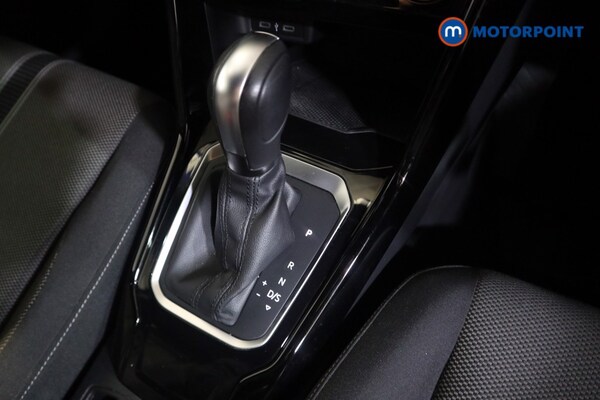 Used Volkswagen T-Roc 2021 for sale - 76105073: Photo 16