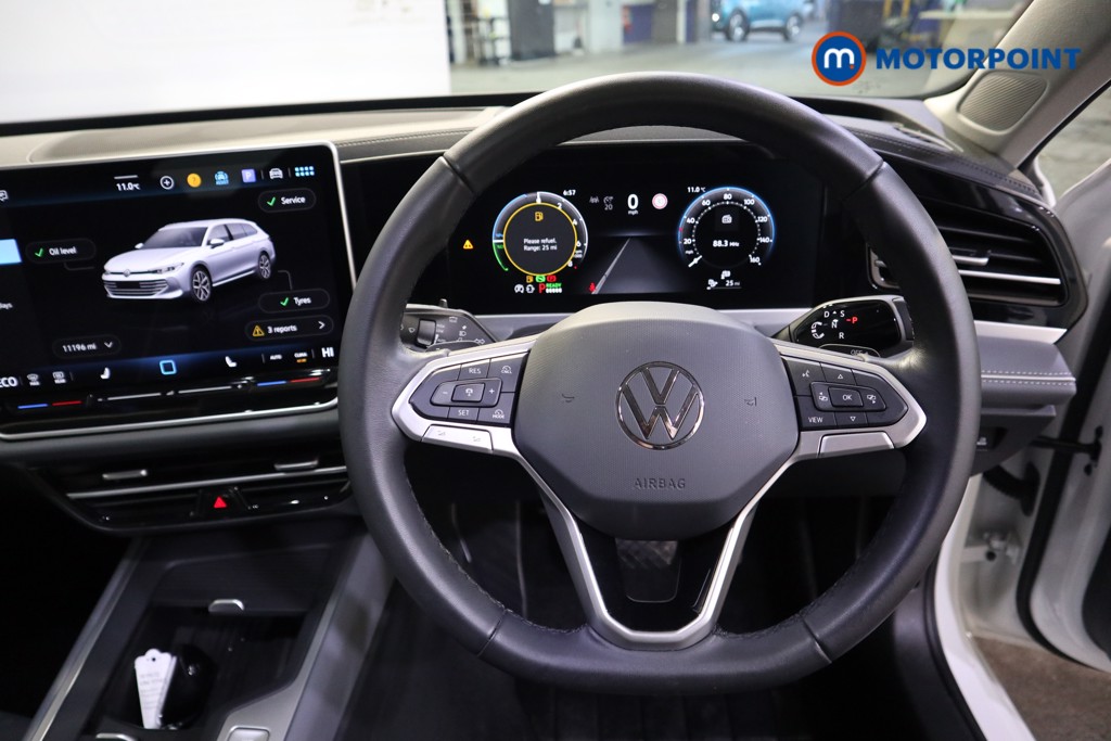 Used Volkswagen Passat 2025 for sale - 77775659: Photo 11