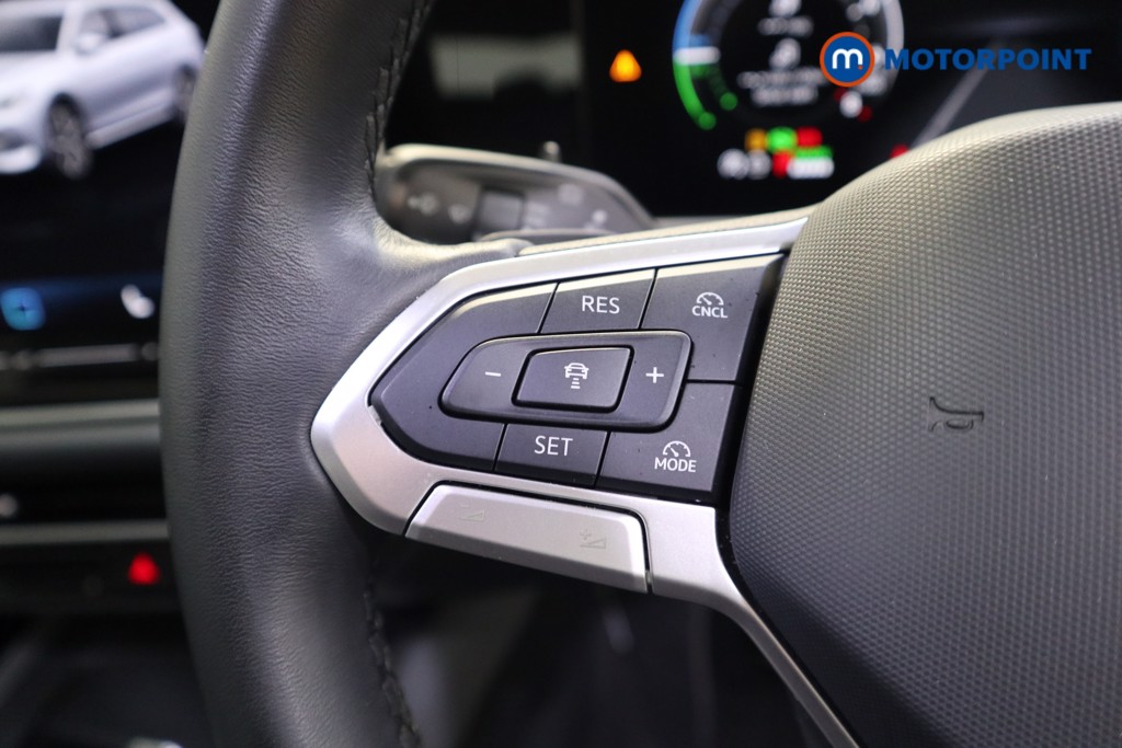 Used Volkswagen Passat 2025 for sale - 77775659: Photo 13