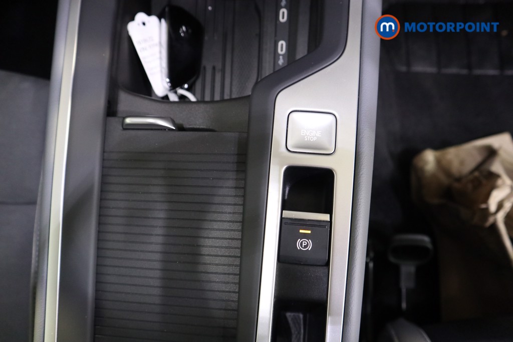 Used Volkswagen Passat 2025 for sale - 77775659: Photo 17