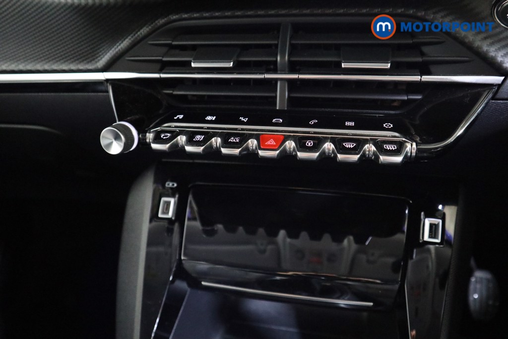 Used Peugeot 2008 2021 for sale - 77211145: Photo 16