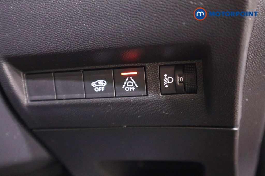 Used Peugeot 2008 2021 for sale - 77211145: Photo 19