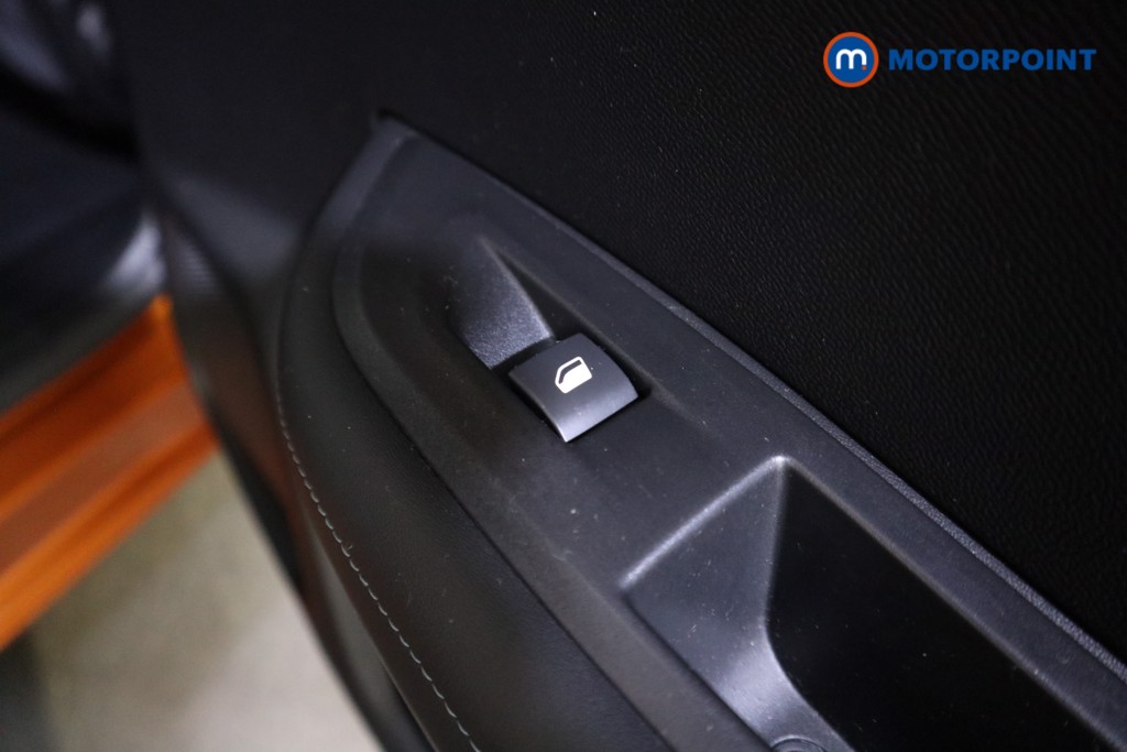 Used Peugeot 2008 2021 for sale - 77211145: Photo 25