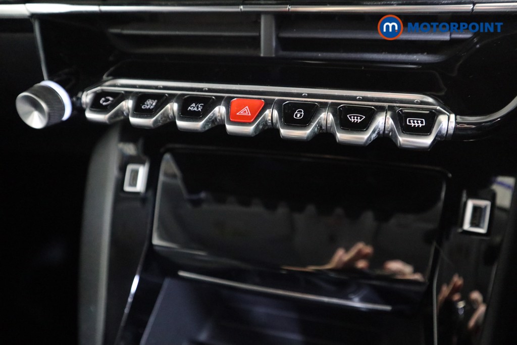 Used Peugeot 2008 2020 for sale - 76581003: Photo 12