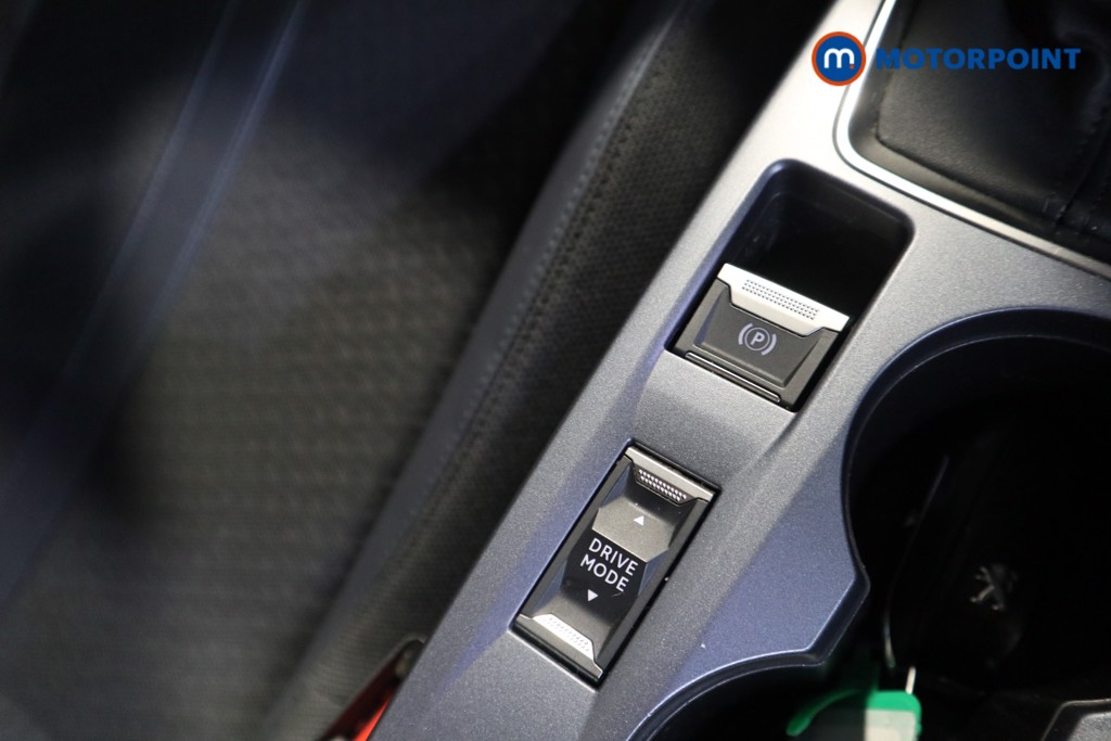 Used Peugeot 2008 2020 for sale - 76581003: Photo 13