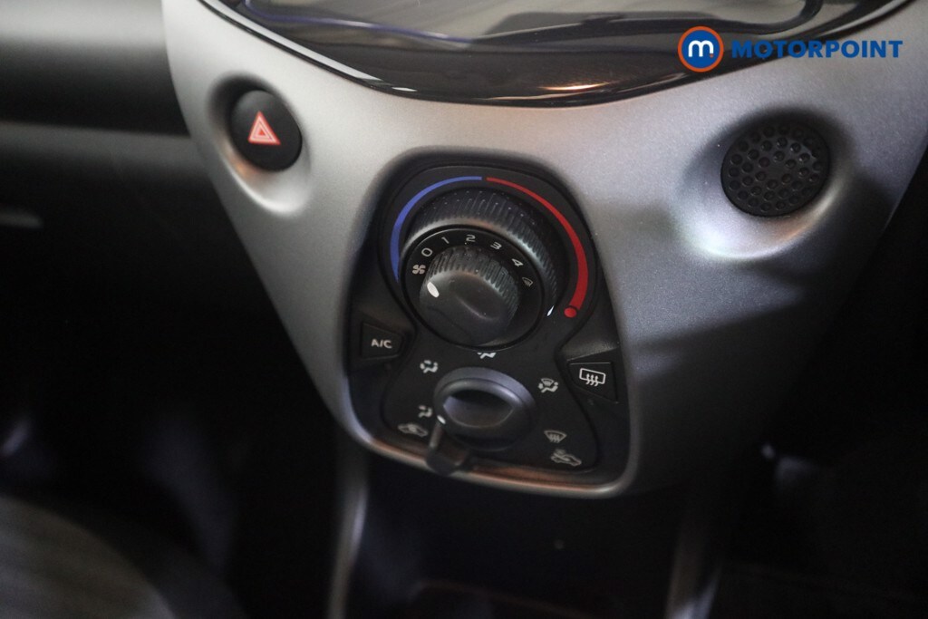 Used Toyota AYGO 2019 for sale - 76425991: Photo 15