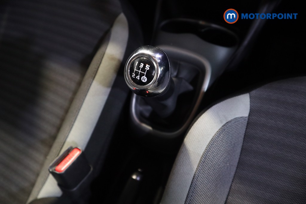 Used Toyota AYGO 2019 for sale - 76425991: Photo 16