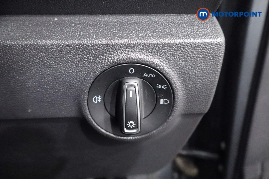 Used Volkswagen T-Roc 2021 for sale - 76413028: Photo 28