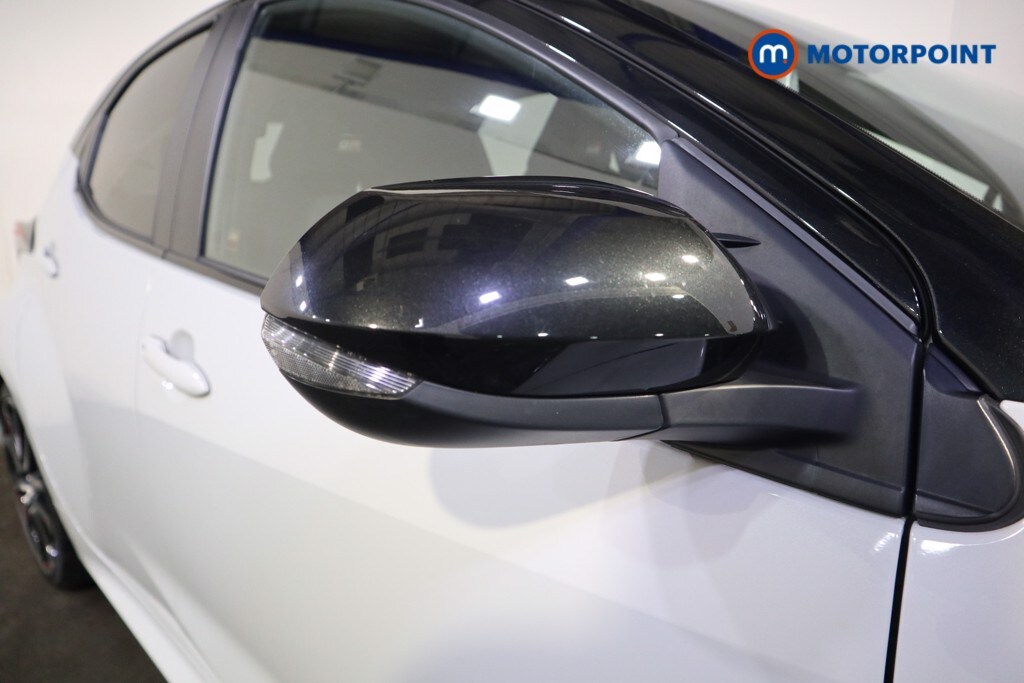 Used Toyota Yaris 2023 for sale - 77432005: Photo 42