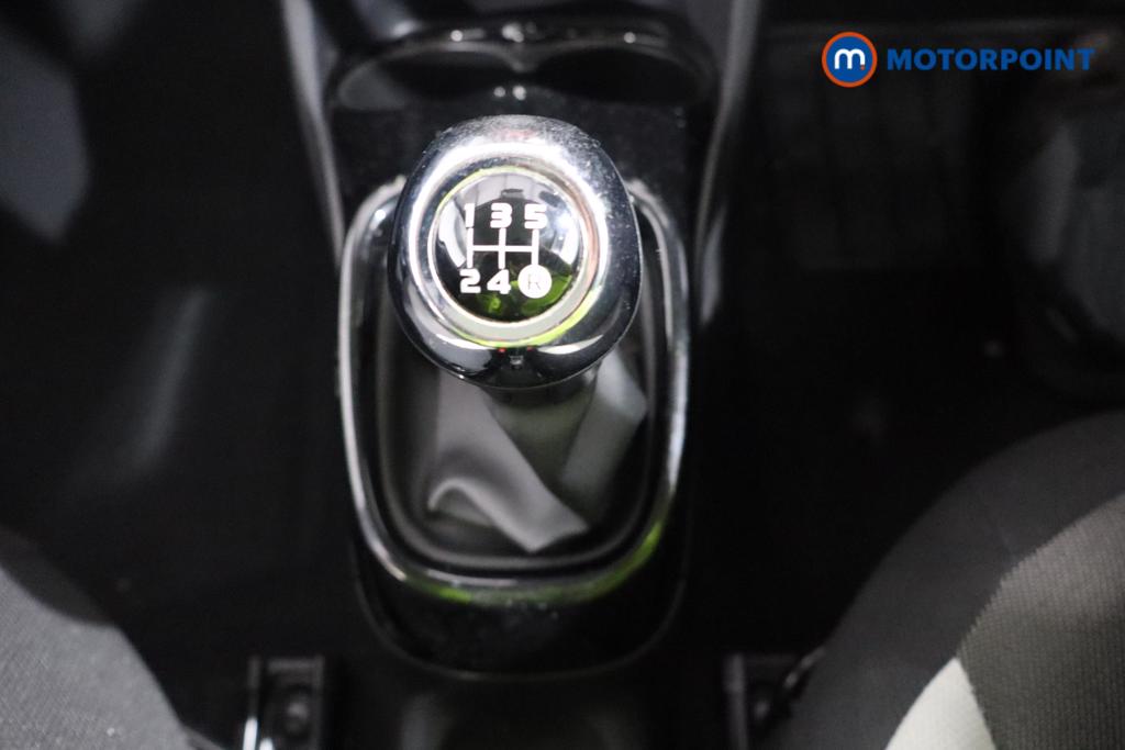 Used Toyota AYGO 2018 for sale - 77545993: Photo 11