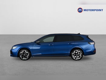 Used Volkswagen Passat 2025 for sale - 79617657: Photo