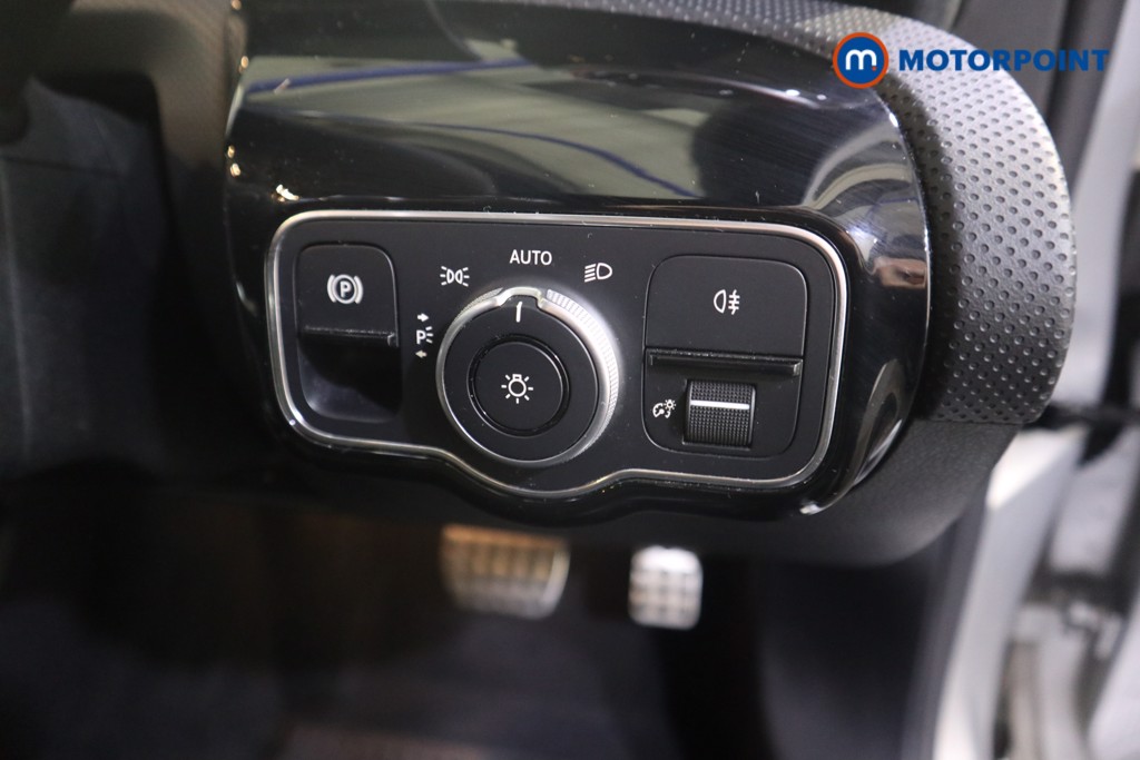 Used Mercedes-Benz A-Class 2019 for sale - 76394776: Photo 18