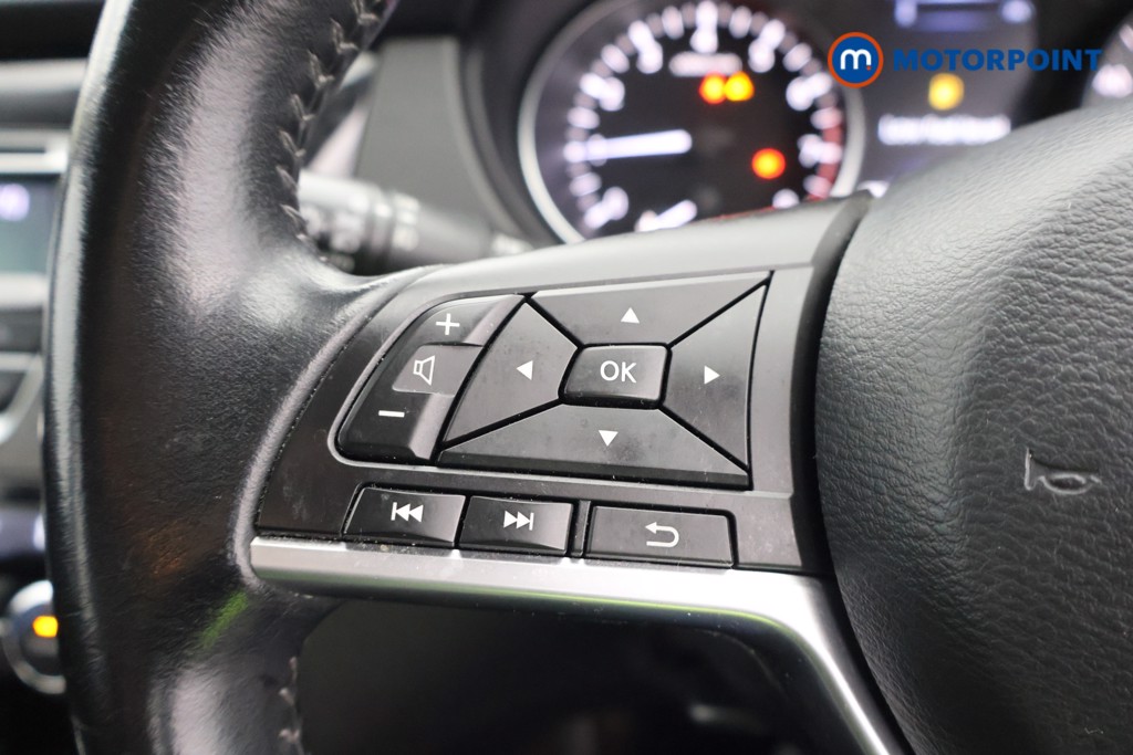 Used Nissan Qashqai 2017 for sale - 77312863: Photo 10