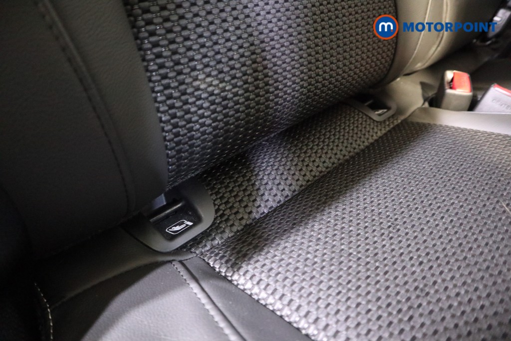 Used Suzuki SX4 S-Cross 2023 for sale - 76890031: Photo 24