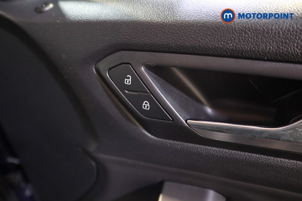 Used Volkswagen T-Roc 2020 for sale - 76895809: Photo 20