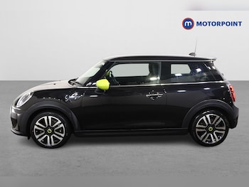 Used MINI Hatch 2021 for sale - 76405460: Photo