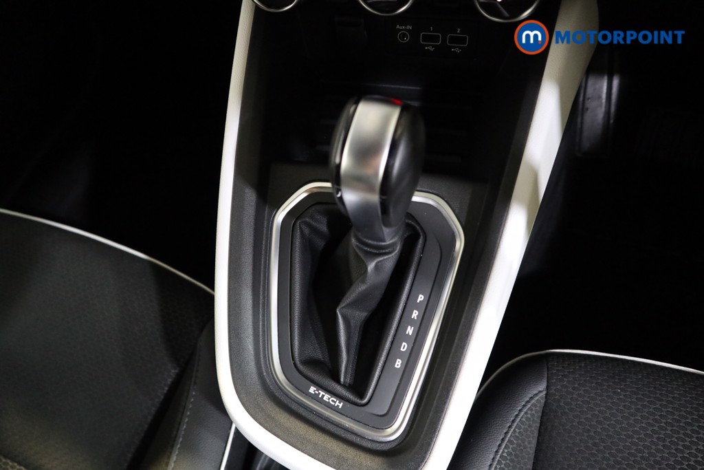 Used Renault Clio 2020 for sale - 76985092: Photo 16