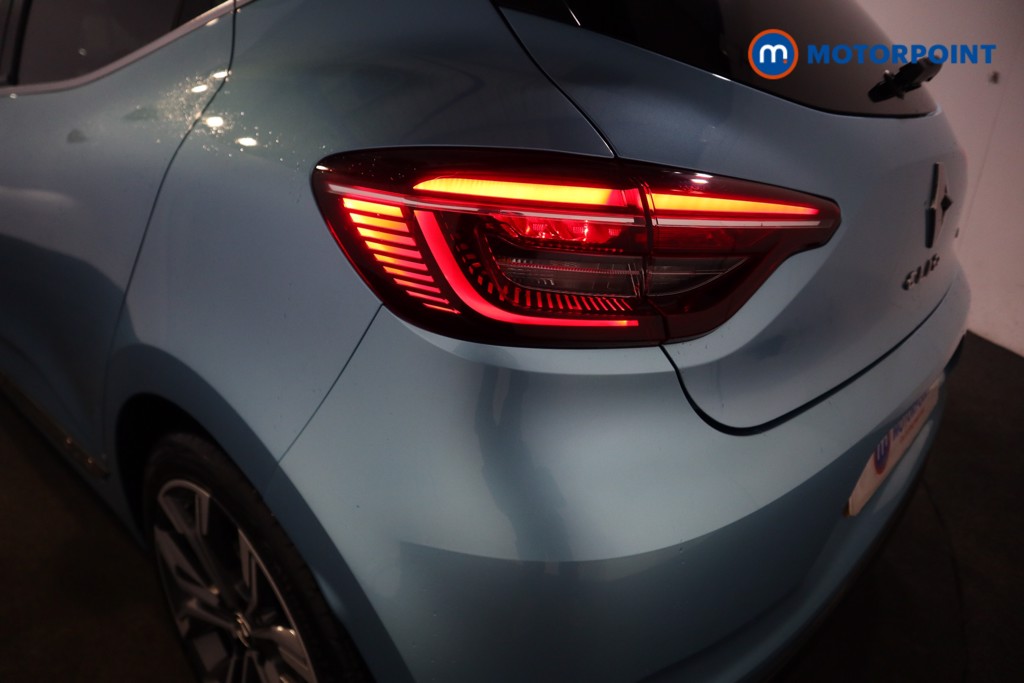 Used Renault Clio 2020 for sale - 76985092: Photo 30