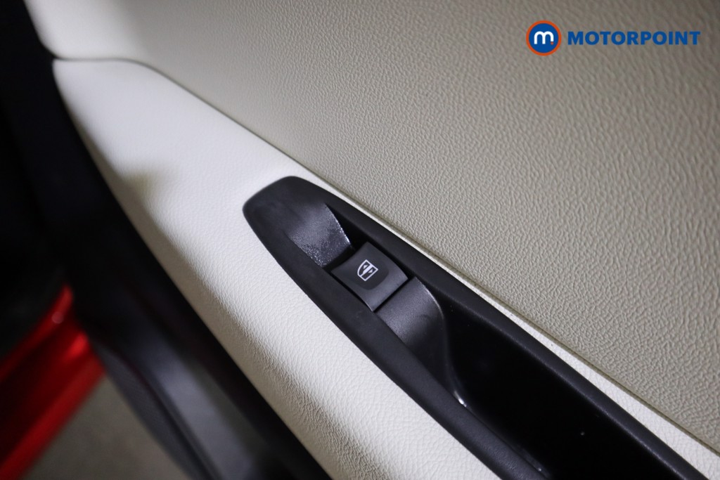 Used Renault Captur 2018 for sale - 77225981: Photo 24