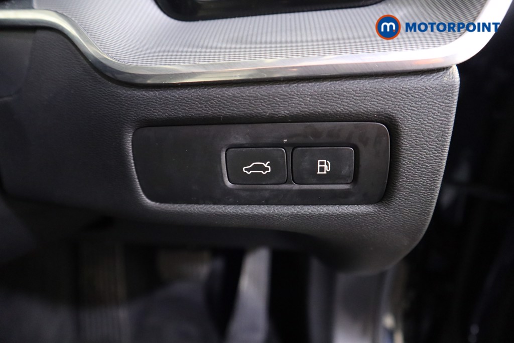 Used Volvo XC60 2023 for sale - 77848919: Photo 20