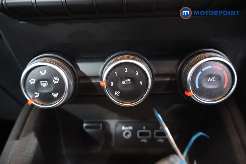 Used Renault Clio for sale - 76969274: Photo 12