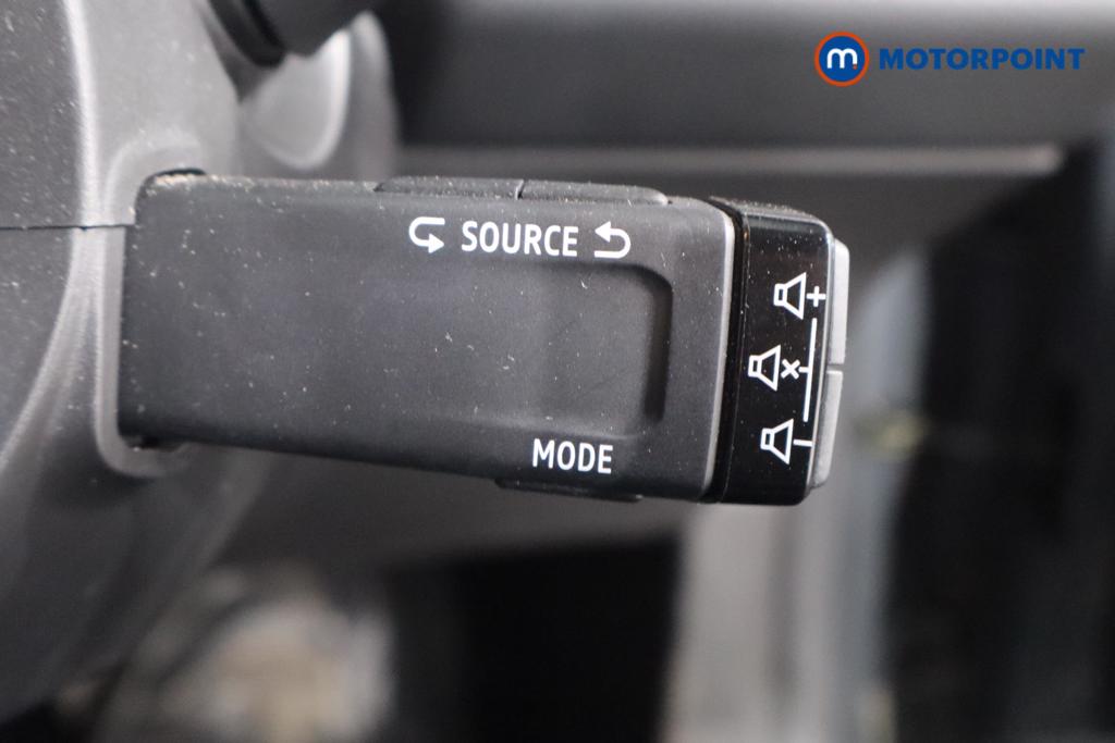 Used Renault Clio for sale - 76969274: Photo 19