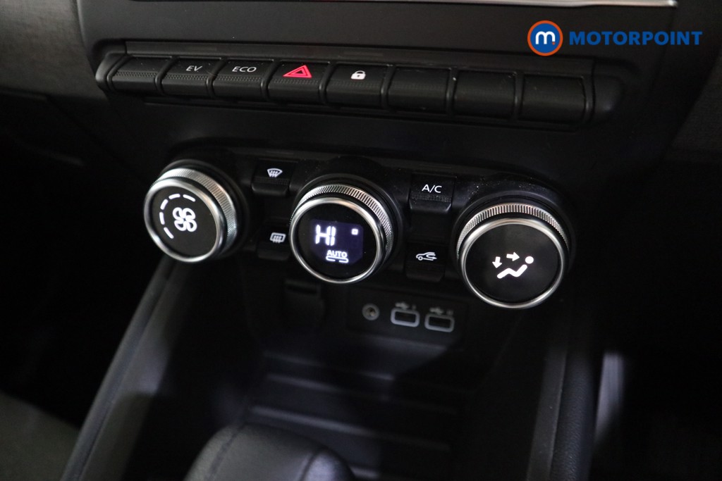 Used Renault Clio 2025 for sale - 76807913: Photo 16