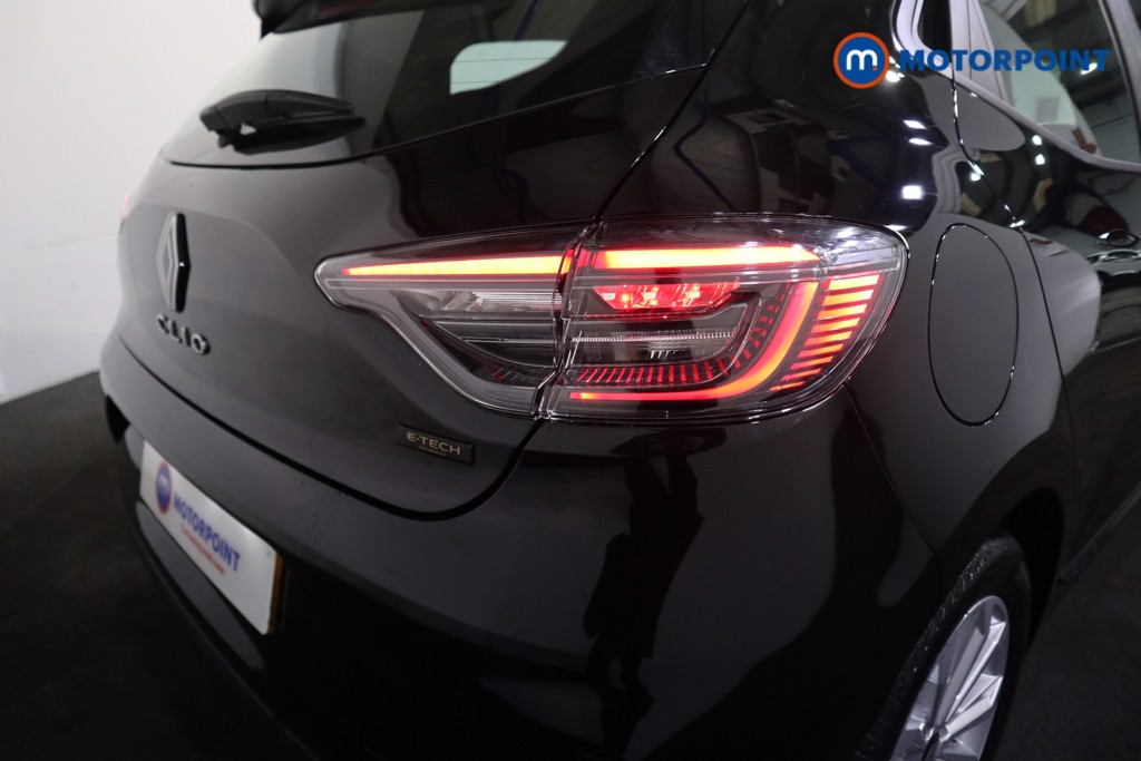 Used Renault Clio 2025 for sale - 76807913: Photo 32