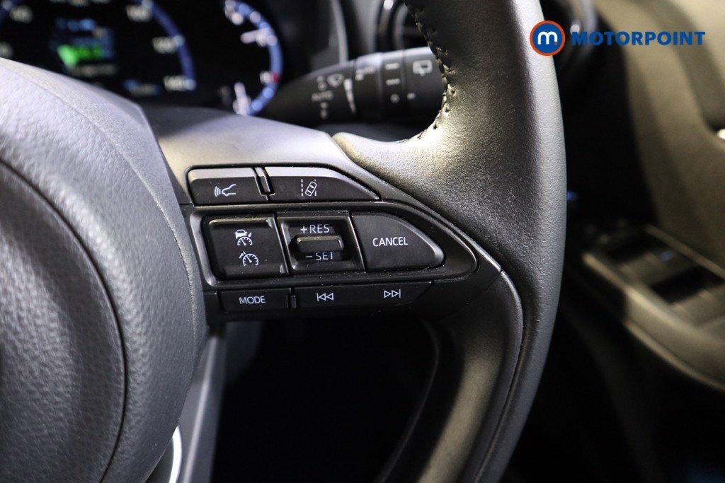 Used Toyota Yaris Cross 2022 for sale - 77106700: Photo 12