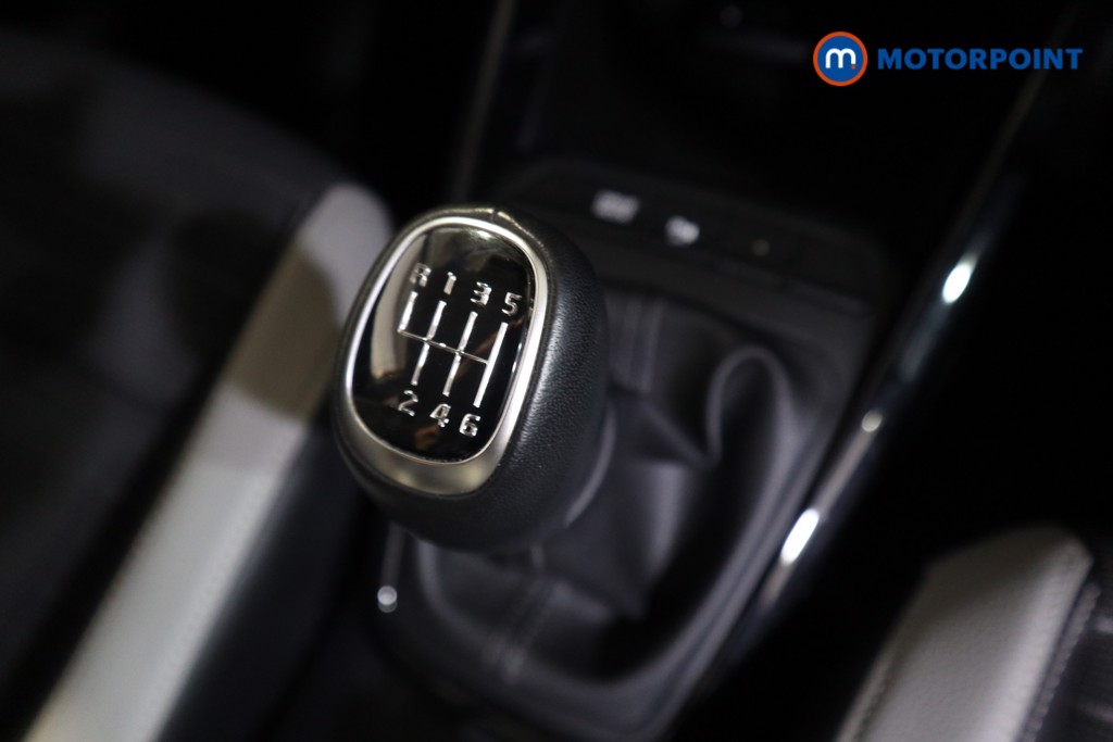 Used Kia Stonic 2022 for sale - 76412953: Photo 18