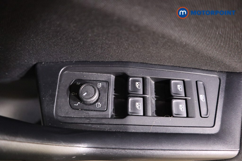 Used Volkswagen T-Roc 2022 for sale - 77604435: Photo 22