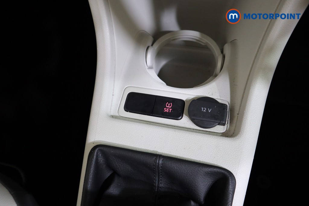 Used Volkswagen up! 2021 for sale - 76905599: Photo 15