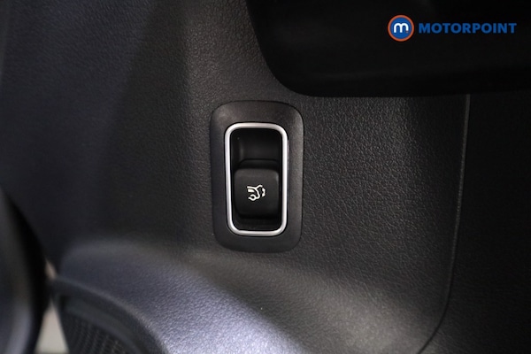 Used Mercedes-Benz GLB 2021 for sale - 76290920: Photo 18