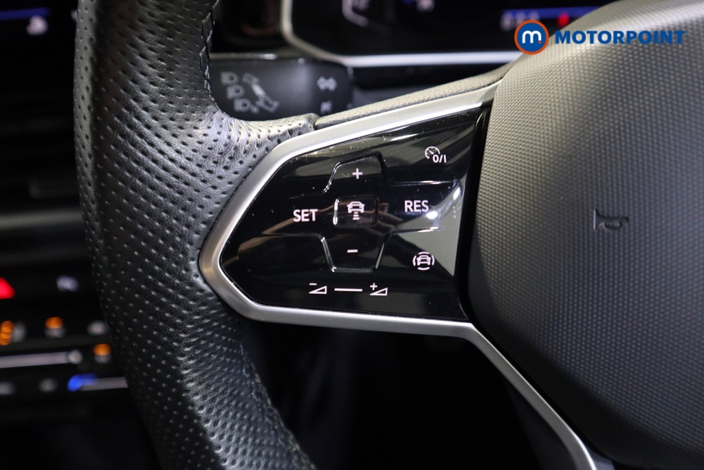 Used Volkswagen T-Roc 2023 for sale - 76946298: Photo 11