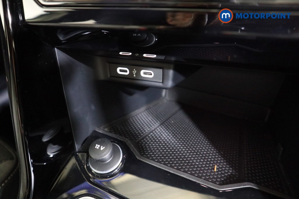 Used Volkswagen T-Roc 2023 for sale - 76946298: Photo 16