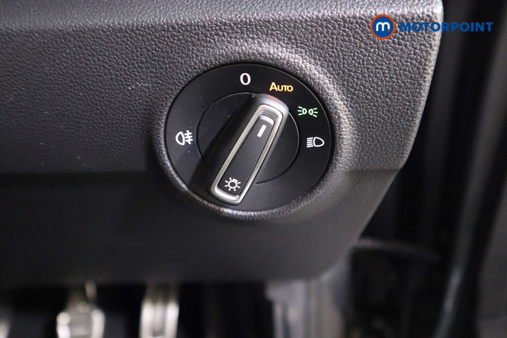 Used Volkswagen T-Roc 2023 for sale - 76946298: Photo 18