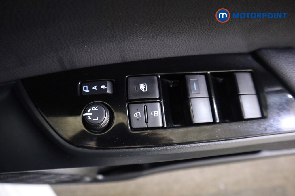 Used Toyota Prius 2021 for sale - 77354639: Photo 16