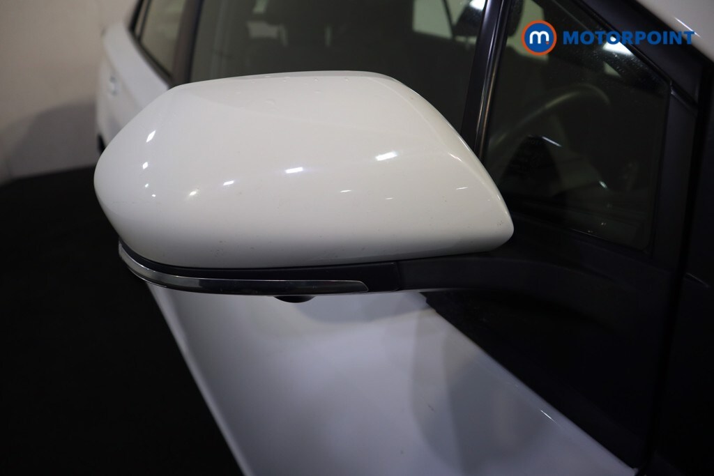 Used Toyota Prius 2021 for sale - 77354639: Photo 30